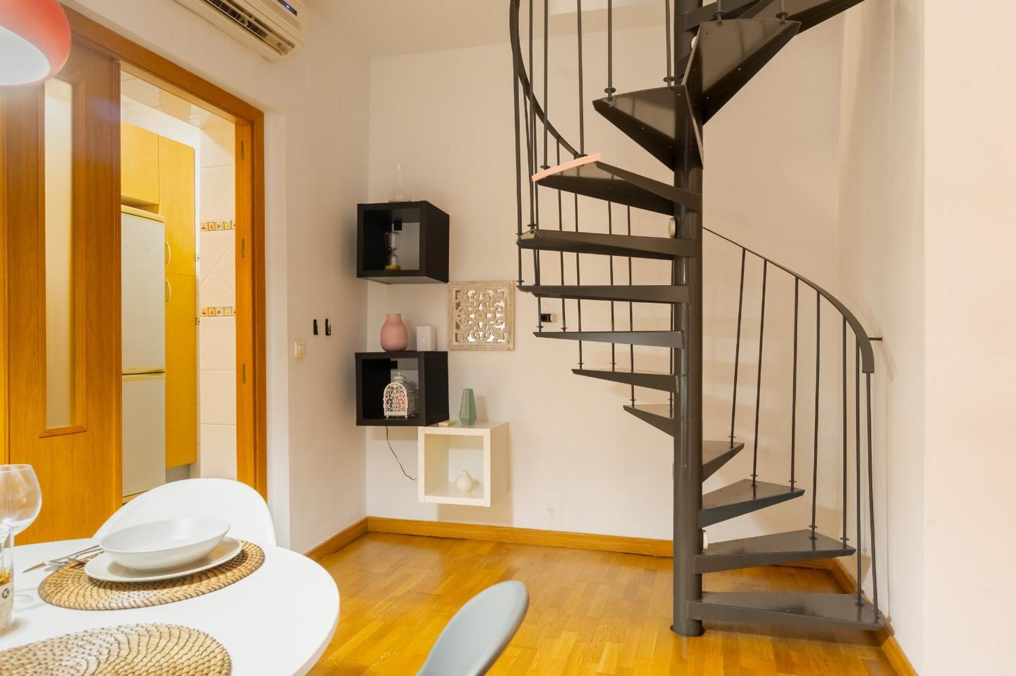 Duplex Moderno Alameda Lägenhet Sevilla Exteriör bild