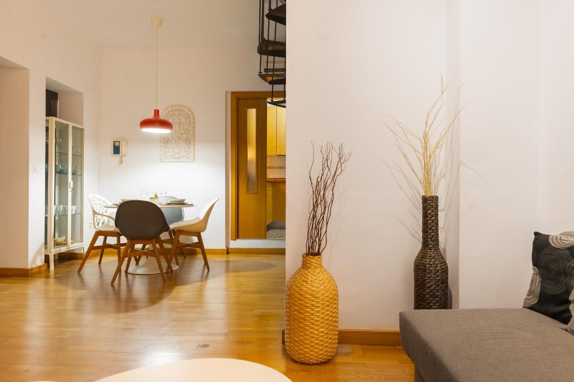 Duplex Moderno Alameda Lägenhet Sevilla Exteriör bild